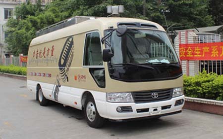 電視轉(zhuǎn)播專(zhuān)用車(chē)